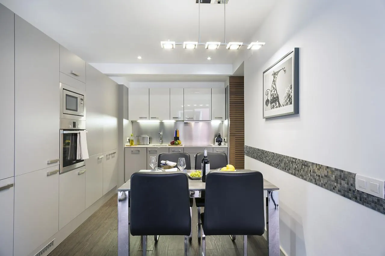 Aspasios Catedral Apartments Barselona İspanya