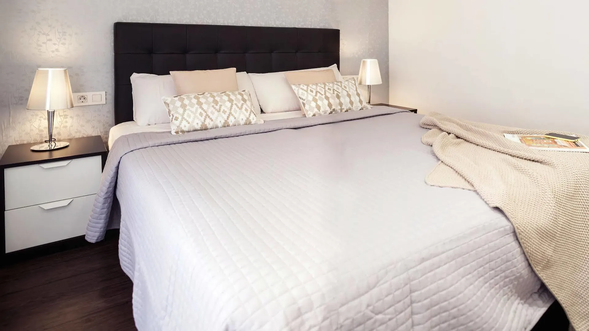 Aspasios Catedral Apartments Barselona